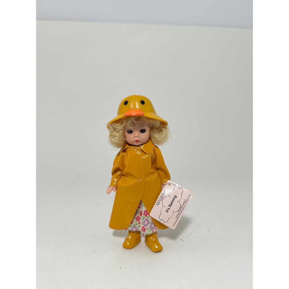 Madame Alexander 2003 McDonalds It's Raining Doll Yellow Raincoat‎ Duck Hat Tag